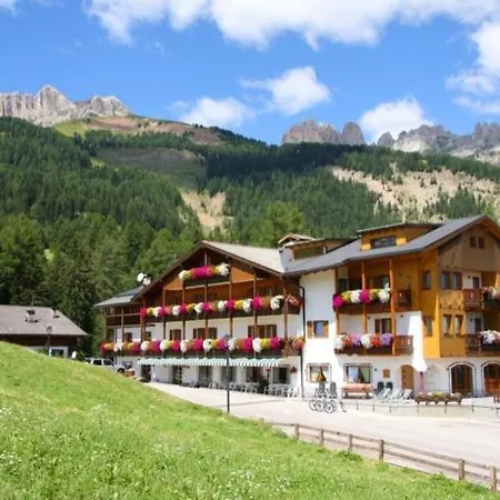 Gran Mugon Hotel Vigo di Fassa