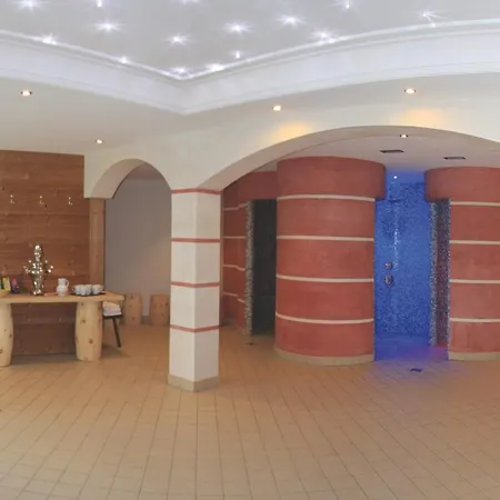 Отель Gran Mugon